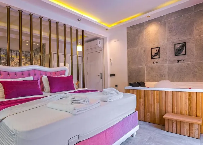 Villa üzümlü 2 Bedroom Secluded With Private Pool Hot Tub