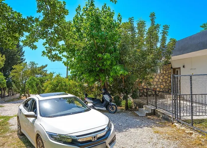 üzümlü 2 Bedroom Secluded With Private Pool Hot Tub Villa Kalkan