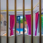 Uezuemlue 2 Bedroom Secluded With Private Pool Hot Tub Villa