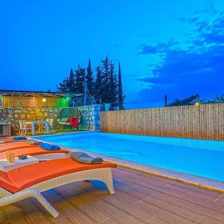 Uezuemlue 2 Bedroom Secluded With Private Pool Hot Tub Villa Kalkan