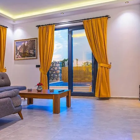 Villa Uezuemlue 2 Bedroom Secluded With Private Pool Hot Tub
