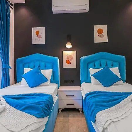 Uezuemlue 2 Bedroom Secluded With Private Pool Hot Tub Kalkan