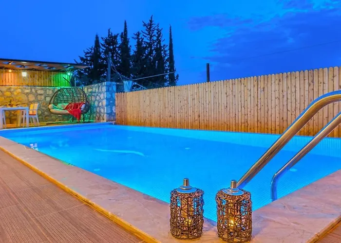 Villa Uezuemlue 2 Bedroom Secluded With Private Pool Hot Tub Kalkan