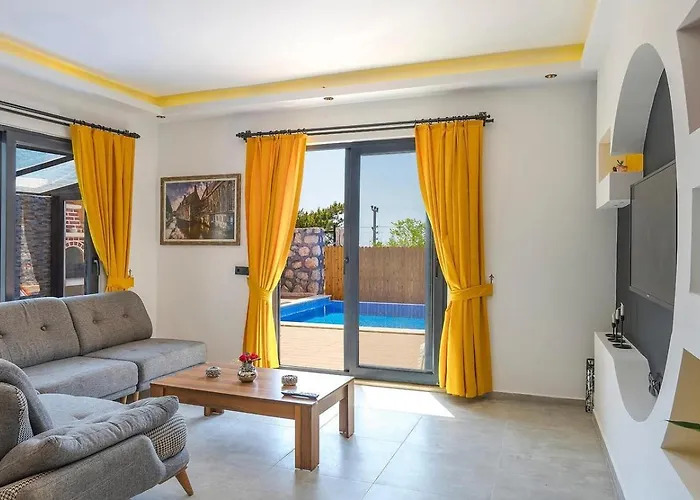 Uezuemlue 2 Bedroom Secluded With Private Pool Hot Tub Villa *